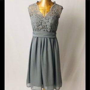 Tevolio Sz 6 Grey Short Dress Lace